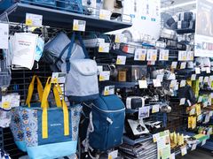 -迪卡侬(西华店)