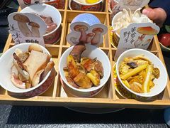 -菌自由丨野生菌火锅特色庭院餐厅(丽江古城店)