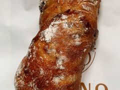 -CARINO BAKERY&CAFE(人广来福士店)