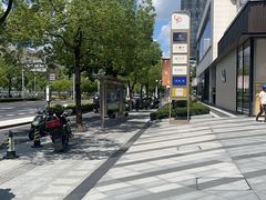 -东方体育中心(地铁站)