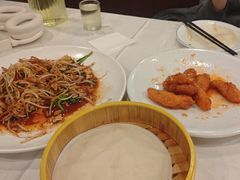 -鑫巴蜀小镇 · 水煮鱼专研店(玉桥店)