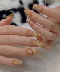 -桃色美甲沙龙