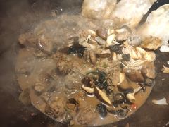 -地锅公社·现炒地锅鸡·地锅鱼·夜宵(罗锦路店)