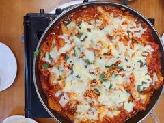 -亲昵春川鸡排(韩国美食街店)