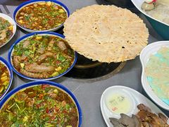 -官塘陈记鱼生·潮汕砂锅粥·牛肉火锅(潮枫路总店)