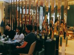 -奈雪的茶(亨特国际广场店)