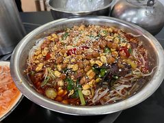 -周良天山牛杂城(天山路总店)