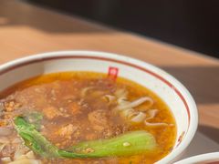 传统招牌猪肉面-顺溜·手工刀削面·黑金店(铜锣湾店)