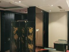 -皇城根·鲁菜济南菜·吊炉烤鸭·炒鸡鱼头(济南旗舰店)