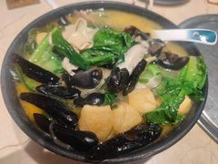 -金太阳海鲜烧烤·本地人餐厅(星海公园店)