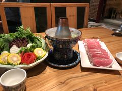 -额尔敦传统涮火锅·烧烤(鑫源山庄店)