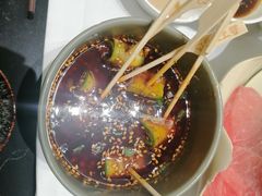 -红鼎豆捞·非遗鲍皇汤火锅(宝丰路店)