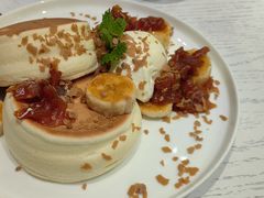 肉桂苹果焦糖香蕉舒芙蕾松饼-娜娜家•Nana And Her Friends Restaurant(小寨原力场店)