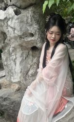 点击看大图 -烟雨江南汉服体验馆