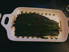 -威记烧嘢·南宁烧烤·超级生牛(绿地店)