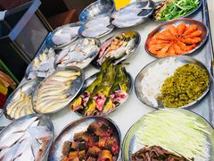 -侬佳蒸菜馆(听潮店)