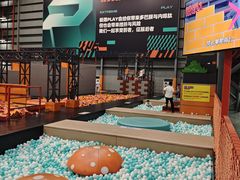 -极限PLAY运动娱乐新世界·团建派对潮玩休闲馆·室内蹦极高空游乐园