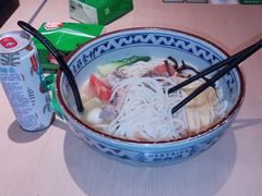 -蒙自源米线大王(东站店)