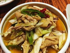 新疆椒麻鸡-纳瓦新疆菜(银都店)