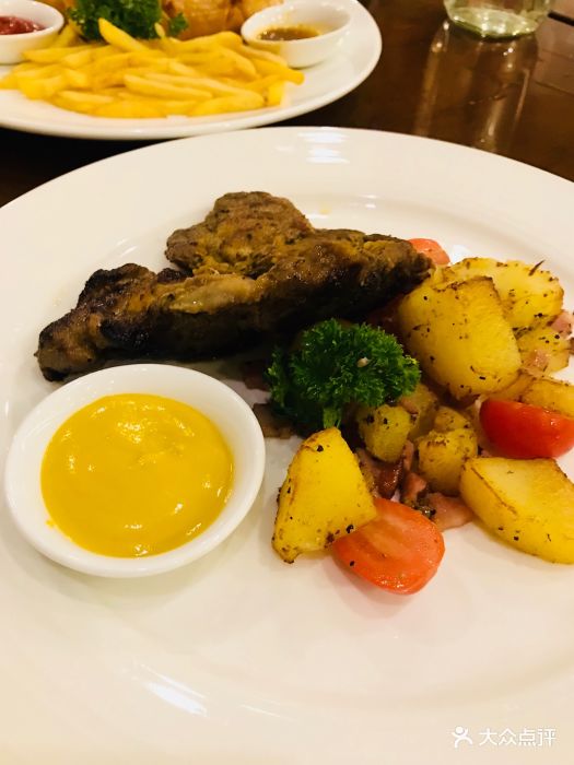 柏斯图德国餐吧(馆陶路店)特色黑啤酱烤肉图片 - 第669张