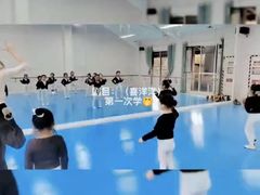 -西安小天鹅艺术团(曲江Alice店)