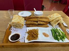 -闻道食府烙饼卷带鱼(原车耳营店原大觉寺店)