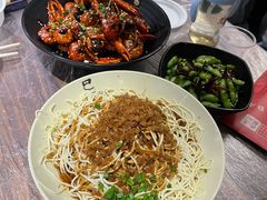 -巴厘龙虾·榜首油焖大虾(音乐学院·沿江酒馆店)