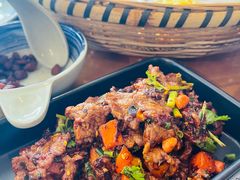 -包整·丝娃娃(一览甲秀楼风景店)