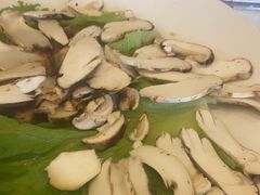 -鲁朗纳麦石锅鸡庄园