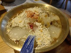 -包整·丝娃娃(一览甲秀楼风景店)