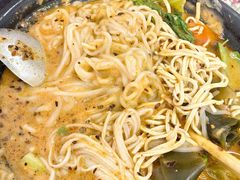 -曹宝林砂锅麻辣烫(星光路店)