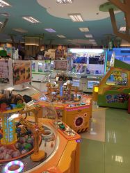-莫莉幻想儿童乐园(武汉经开永旺店)