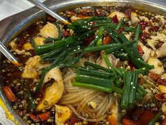 -乡土特色.冷锅鱼.牦牛肉汤锅