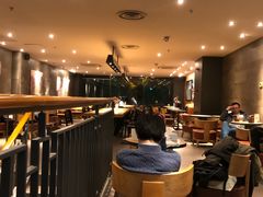 大堂-星巴克(中远两湾城店)