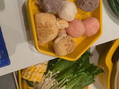 -润园四季椰子鸡火锅(卓越INTOWN店)