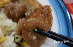 Spicy Braised Intestine Rice Bowl