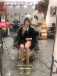 -V8潮牌·接发烫染连锁