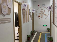 -缤纷鸟美术书法(汉神购物广场校区)