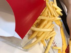 -麦当劳(宝山大厦店)