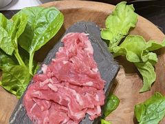 -红鼎豆捞·非遗鲍皇汤火锅(宝丰路店)