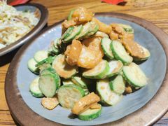 青岛老油条拌黄瓜-永红源·啤酒烧烤海鲜大排档(台柳路店)