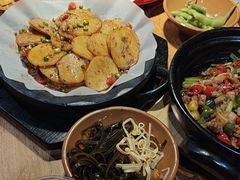 -九锅一堂酸菜鱼(学府凯德店)