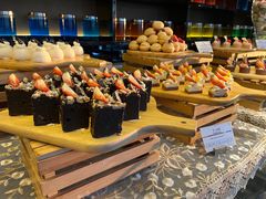 -唐拉雅秀酒店-西锦汇空中BBQ·思创餐厅