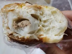 改良版进阶芝士金枪鱼软欧-风车面包