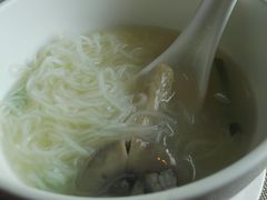 -汕尾巴黎半岛酒店