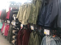 -迪卡侬(西三旗店)