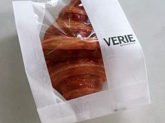 -VERIE BAKEHOUSE