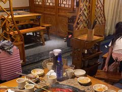 -舒家大院重庆老火锅(纪念塔店)
