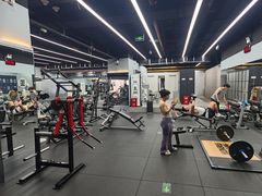-VLines耀能运动24小时·月付制健身(京广桥店)
