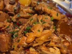 -胖哥俩肉蟹煲(盐城金鹰国际店)